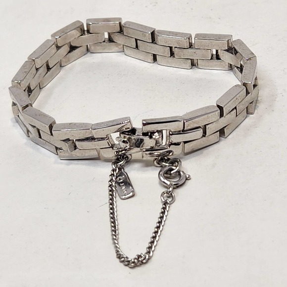 Monet Silver Tone Flat Link Chain Bracelet Safety Chain Vintage Costume Jewelry - Picture 4 of 6